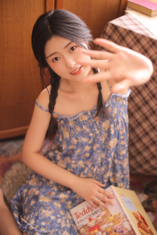 学长让我夹震蛋器自慰给他看